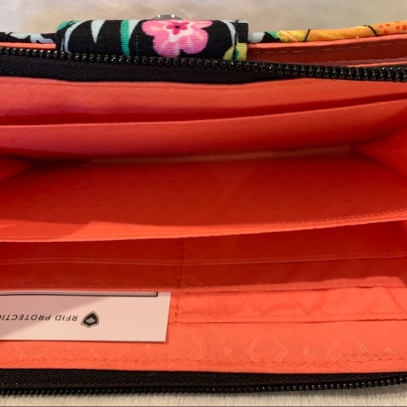 NWT RFID Turnlock Wallet in Tangerine Twist​​​ - Picture 3 of 4